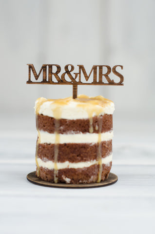Cupcake Topper - Mr & Mrs
