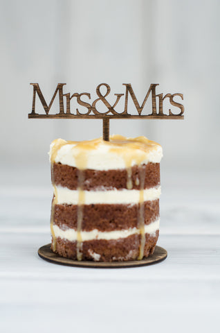 Cupcake Topper - Mrs & Mrs